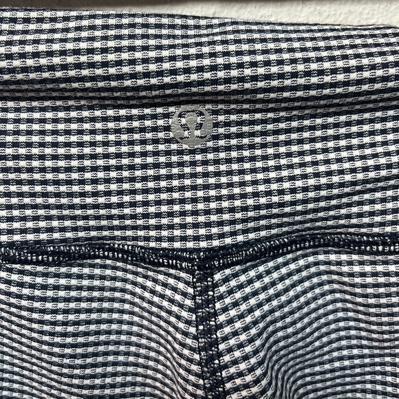 Lululemon Navy and White Checkered Capris - Picture 4 of 4